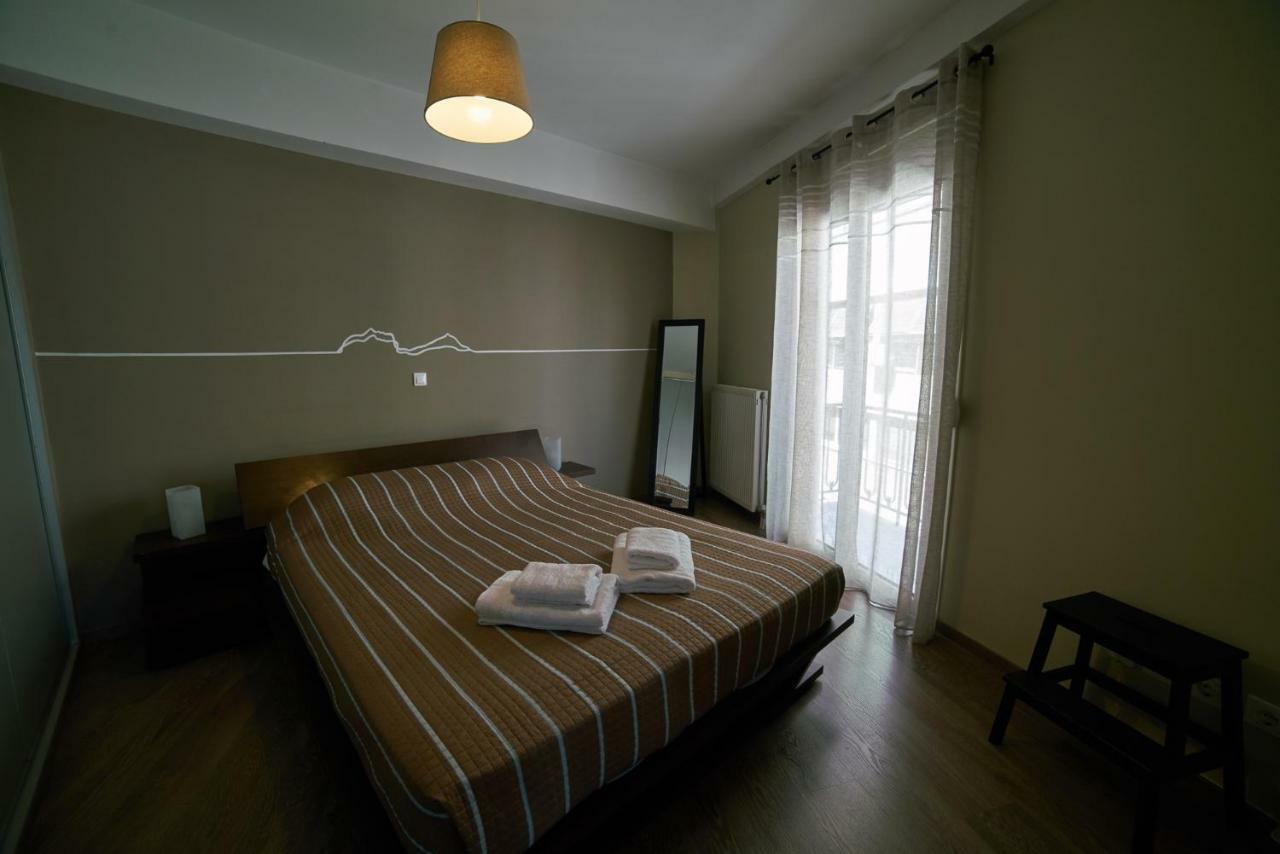 V&V Central & Elegant Apartment Athens Exterior photo